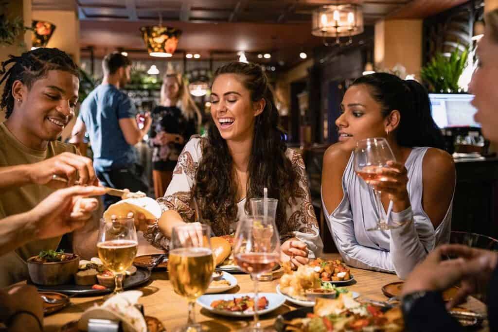 group of friends dining at a resetaurant