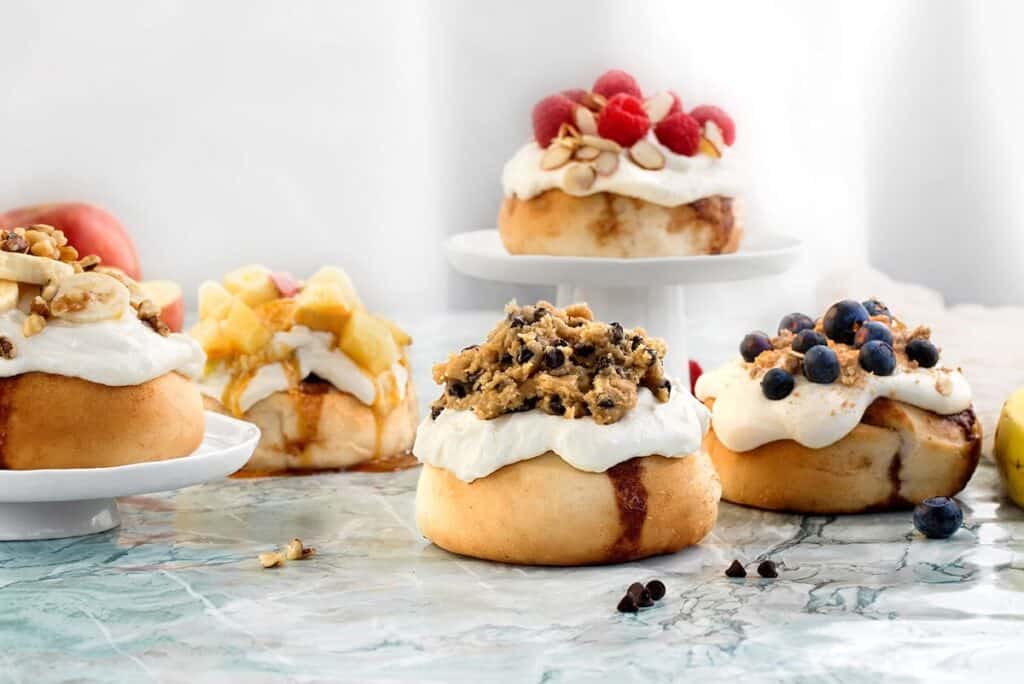 5 cinnamon rolls