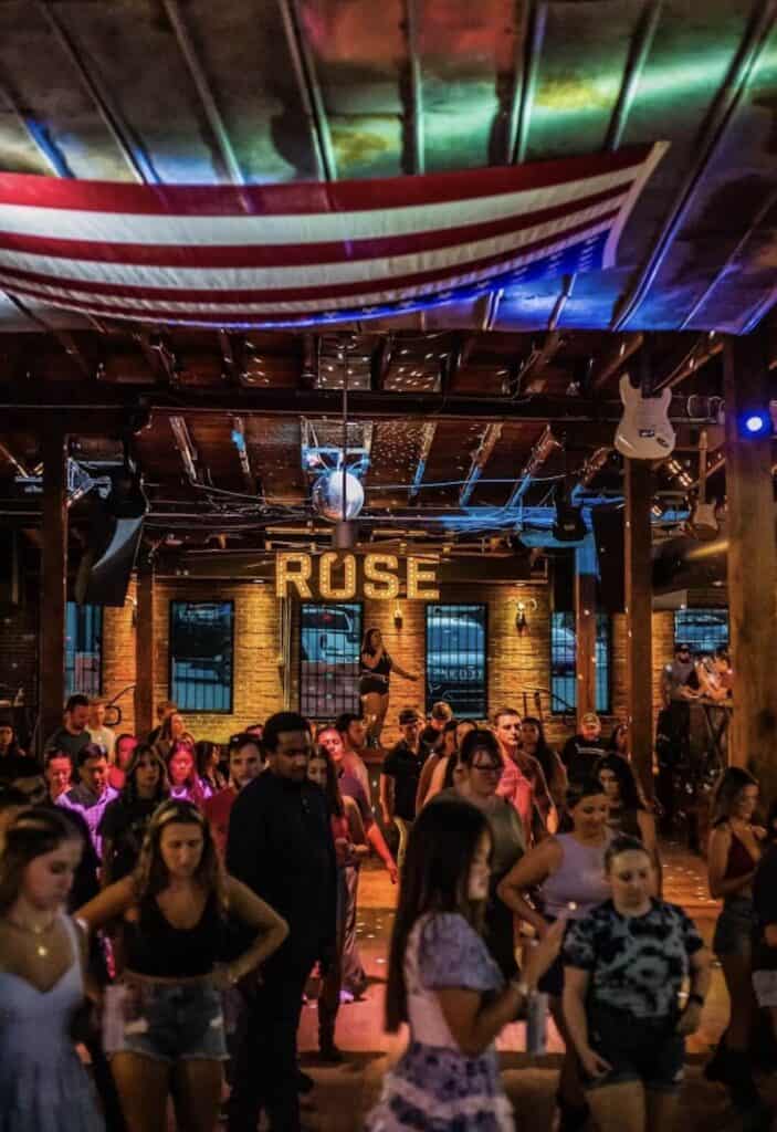 People line dancing at The Rose in Charlotte