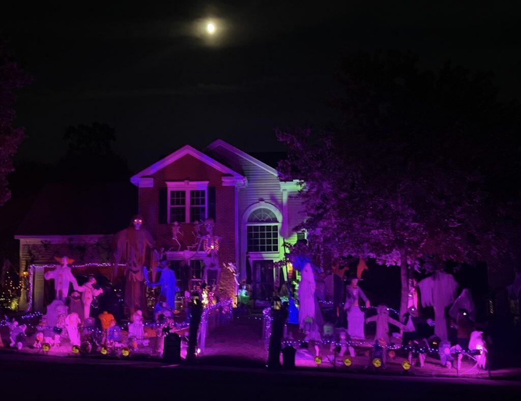 House decorated for Halloween