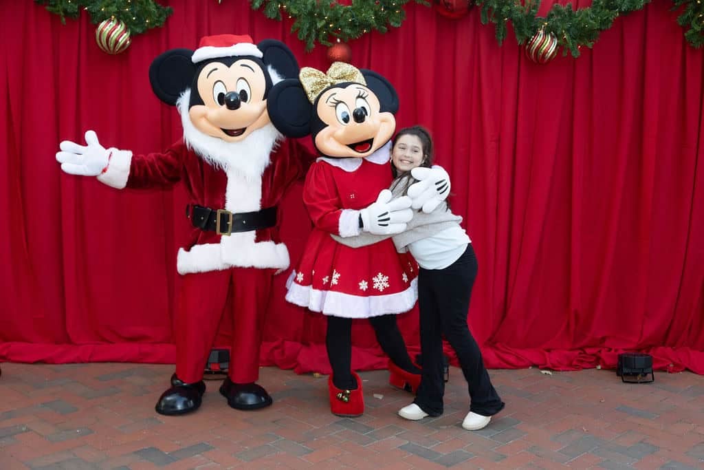 Photo with Mickey and Minnie