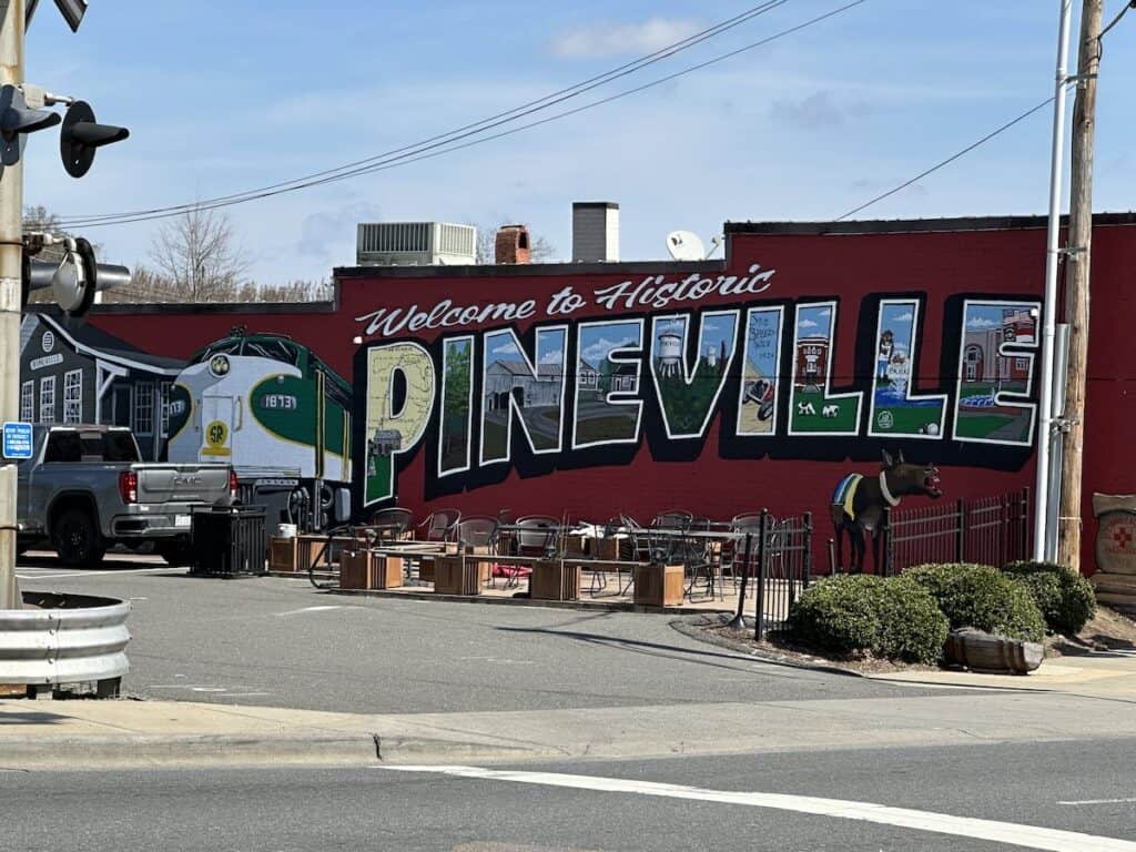 Pineville mural