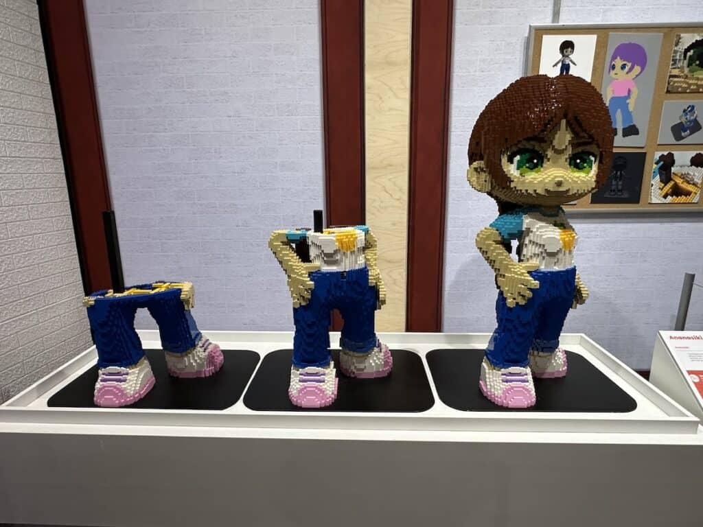 LEGO scultpure