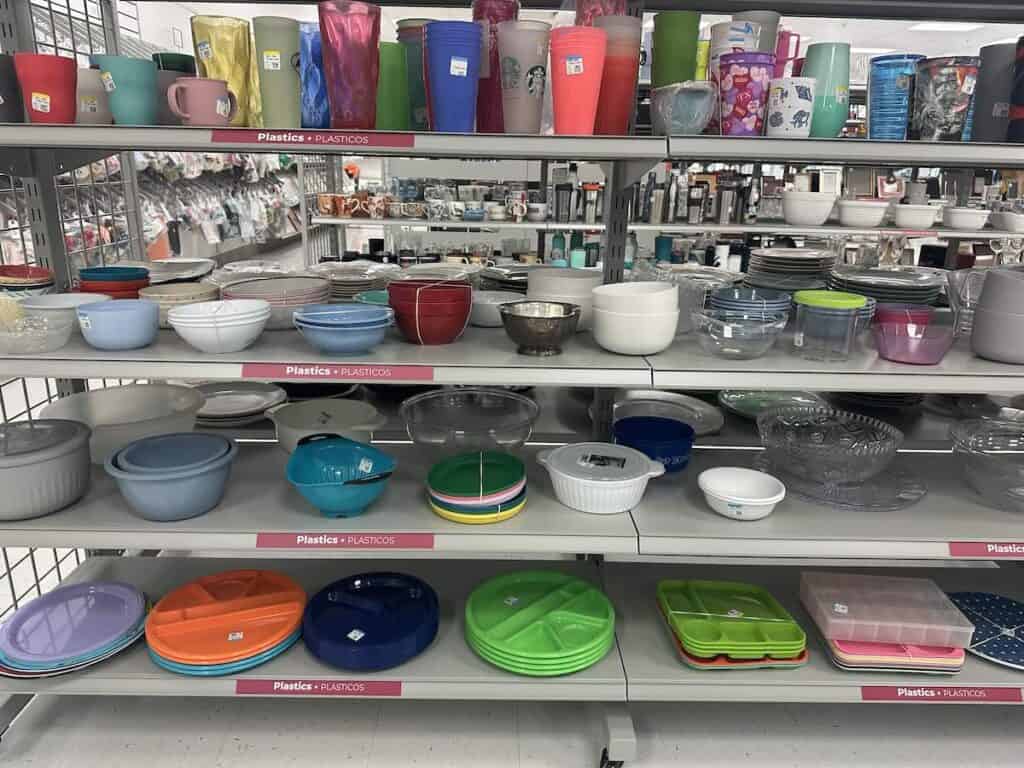 kitchenware at City Thrift