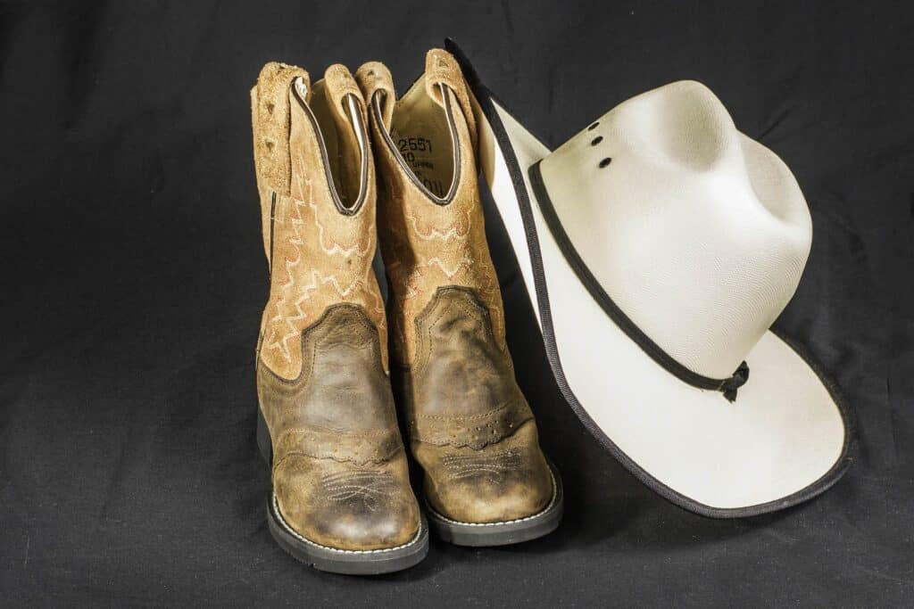 cowboy hat for boots